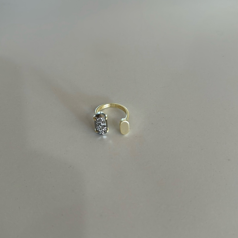 Kendra Scott gold ring